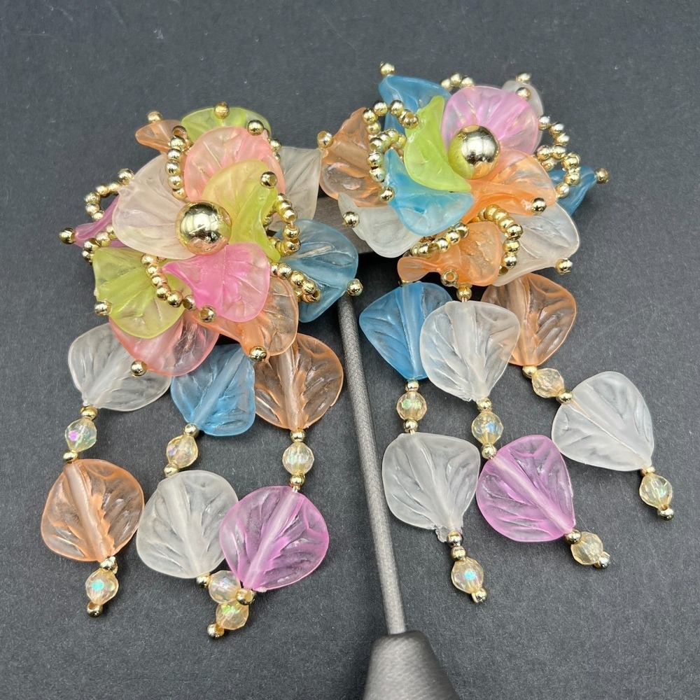 Vintage Pastel Dangle Clip Earrings Pink Yellow Acrylic Floral‎ Gold Tone Bead